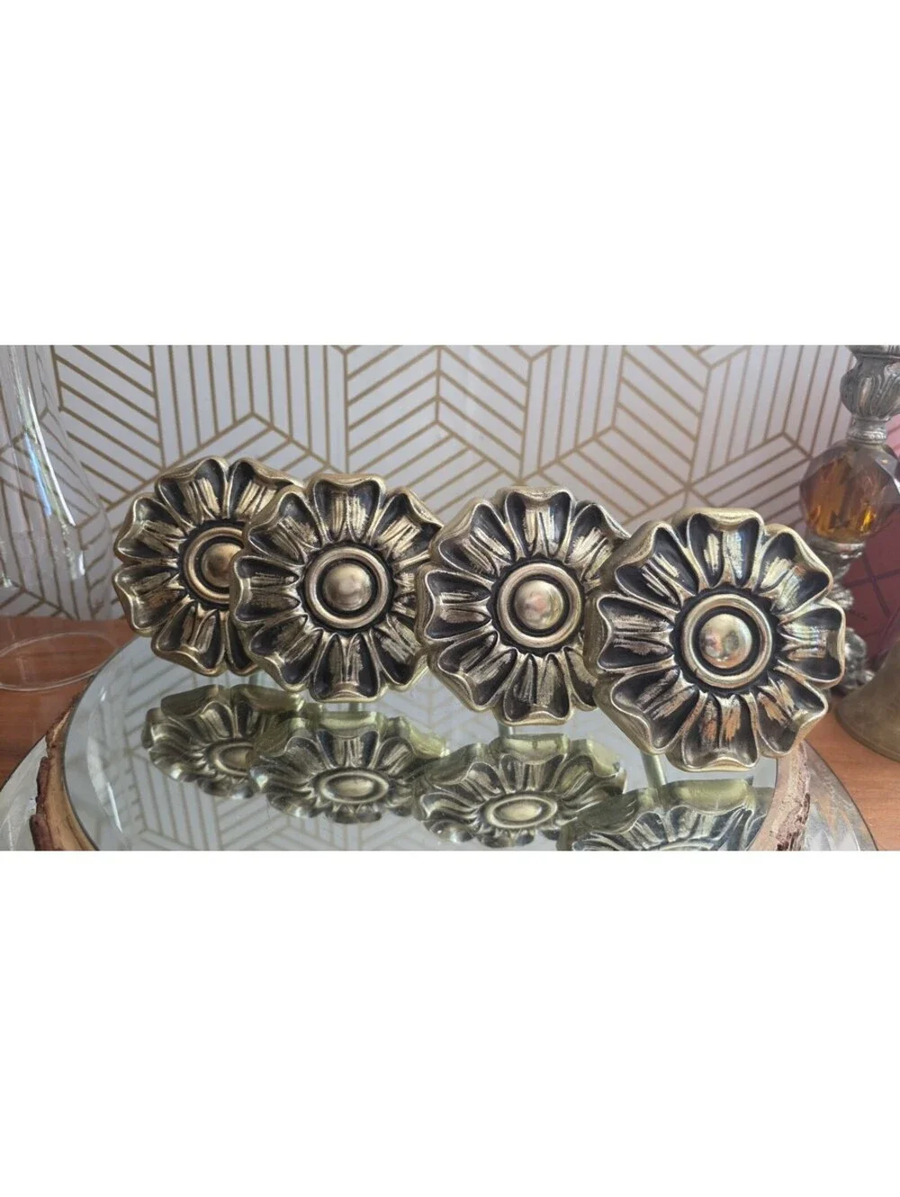 Vintage Brass Colored Daisy Decorative Curtain Tiebacks Finials Set of 4